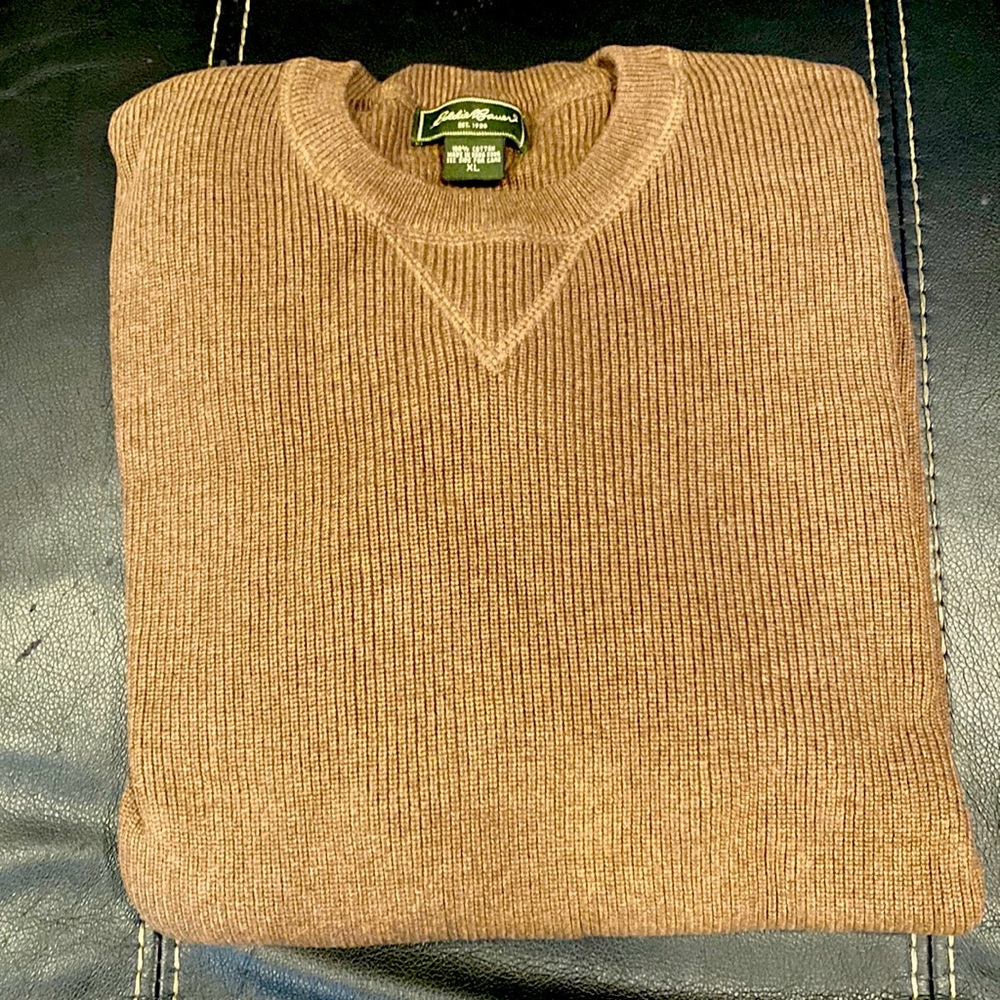 Brand new never worn long sleeve sweater
